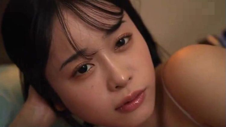 MINAMO 人妻　OL　乱交　レイプ