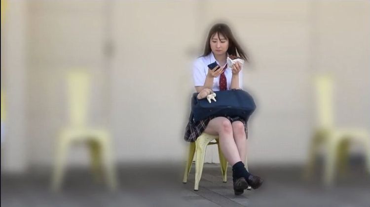 美少女JK　野外　輪姦　メタメタ　レイプ　中出し　失禁　おもらし放尿