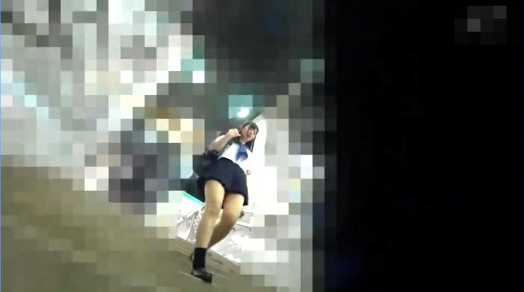 美少女JK　痴漢　尾行　盗撮　昏睡　中出し