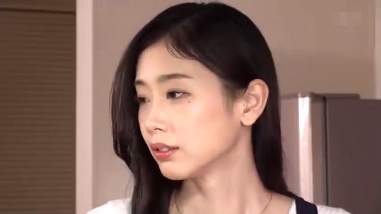 小松杏 熟女 人妻 義母 嫁母 誘惑 オナニー