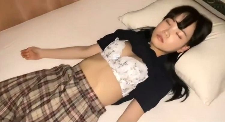 美少女JK　実妹　昏睡　ハメ撮り　中出し