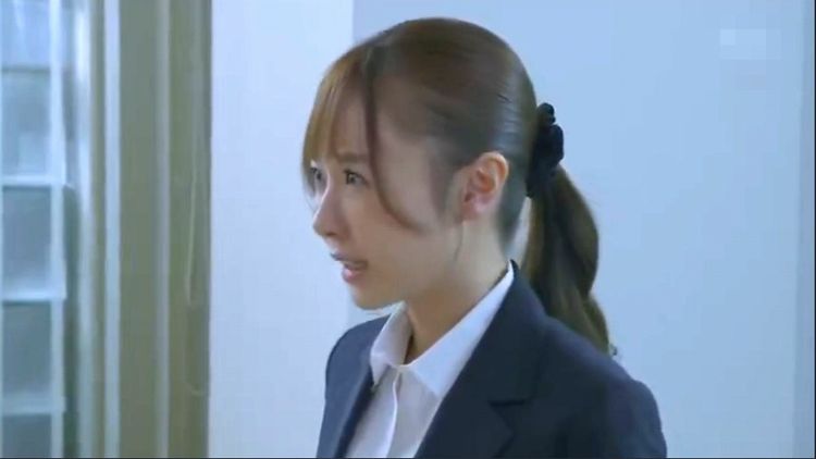 栗山莉緒 熟女　人妻　NTR　奴隷　秘書